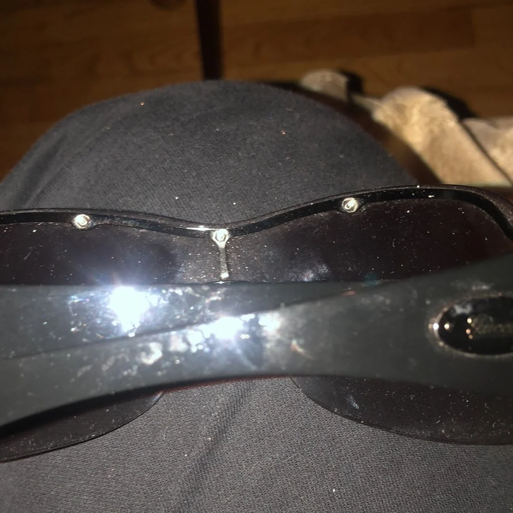 Gucci black Authentic Shield sunglasses black dark  lens  perfect like new